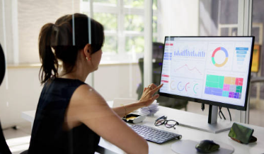 How CRM Software Education Differs in Australia