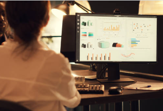 Educational Approaches to CRM Software in , the United States